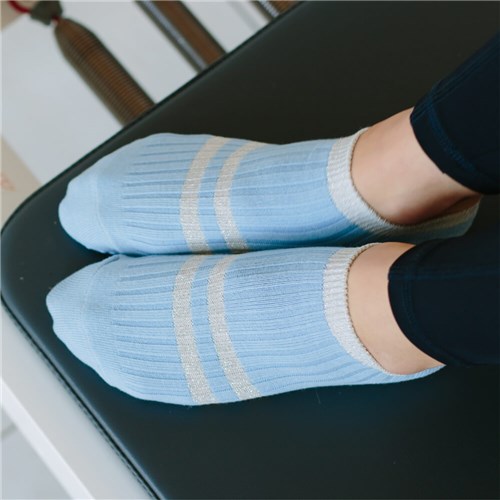 99530MSSB-move-active-non-slip-socks-sky-blue-1