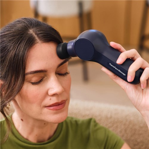 RT0004424-6A40-therabody-thermFace-massager-1