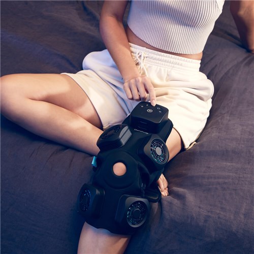 TB03821-01-therabody-recoverytherm-knee-1