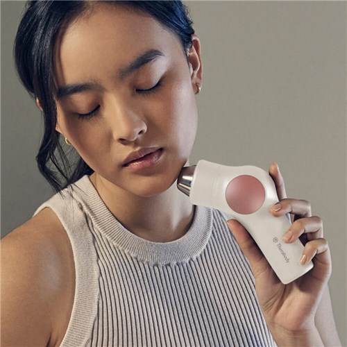 TF02269-01-therabody-theraface-hot-and-cold-rings-white-1