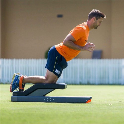 VAL004-vald-nordboard-hamstring-testing-system-1